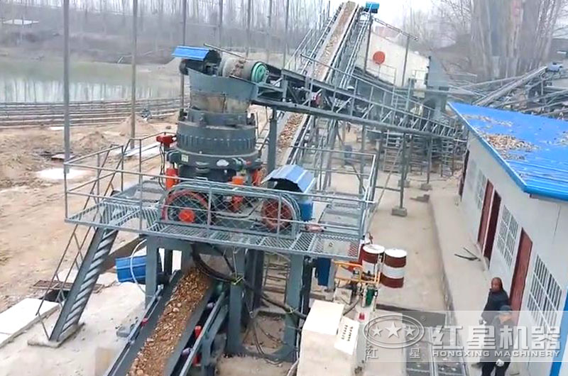 全液壓圓錐破碎機(jī)工作現(xiàn)場(chǎng)圖片 全液壓圓錐破碎機(jī)工作現(xiàn)場(chǎng)圖片