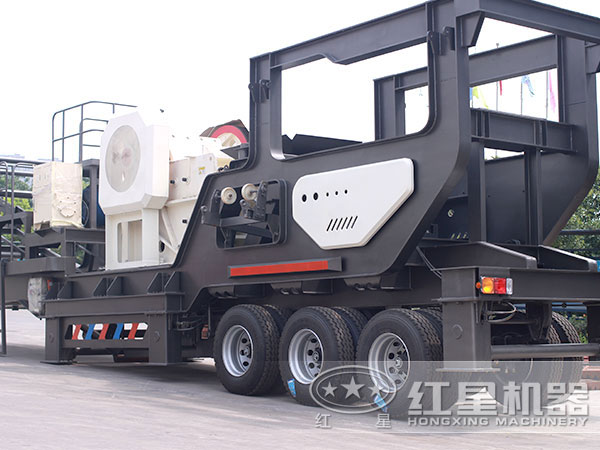 自行式石子破碎機(jī)，車(chē)載移動(dòng)就是方便